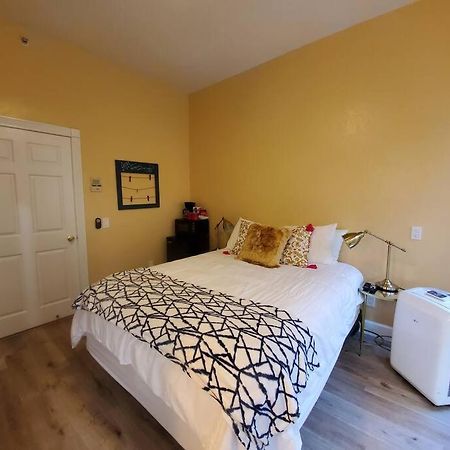 Centrally Located Studio And Cozy Place Perfect For Travelers And Couples! Located In San Diego Downtown! Perfect For Your Quick Getaway! Apartment Luaran gambar